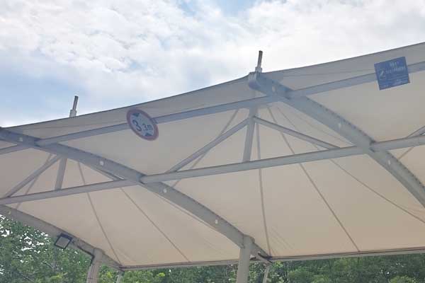 烏魯木齊車棚膜結(jié)構(gòu)